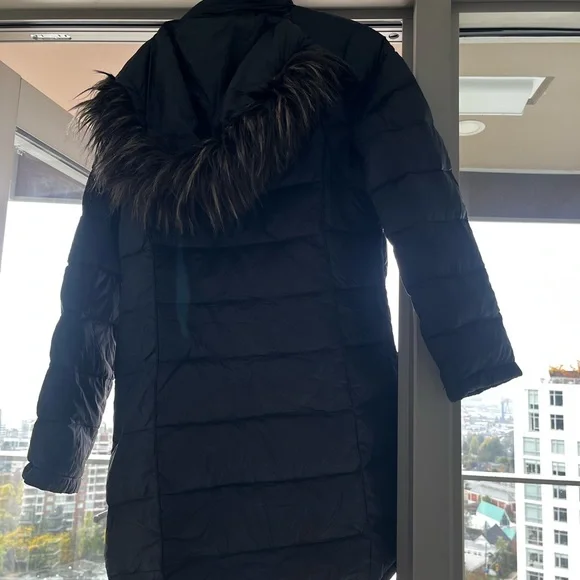 Calvin Klein winter jacket - Picture 2 of 3